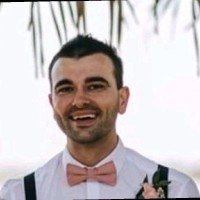 Andrew Rayner