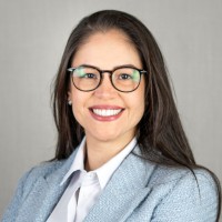 Stéfanie Guimarães Leandro, CFP®