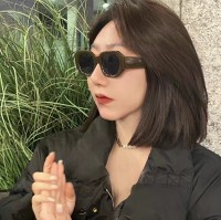 史雅文