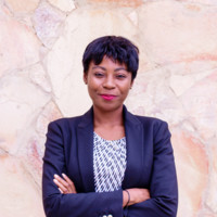 Evelyn Owusu Roberts