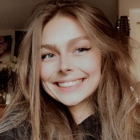 Anna Driver