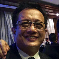 Roberto De Guzman