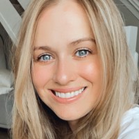 Laura Graves