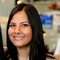 Julia Manzoor
