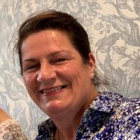 Elaine M A Robertson (Chartered FCIPD, ACIPP)