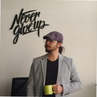 Kadir Emir 哈利 Günal