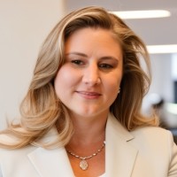 Tina Schlegel