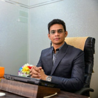 Dr Suneet V Shende