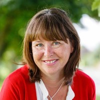 Lisa Newton (Bernard)