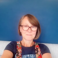 Lesley Edwards