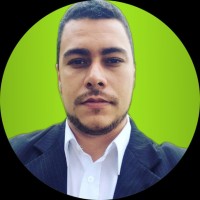 Adryano Gomes