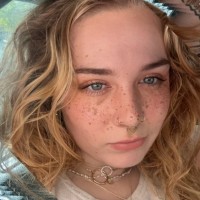 Bella Grant