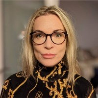 Polly Davies