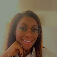 Loryne NAKI