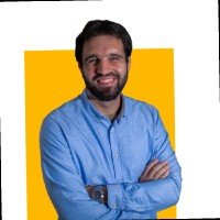 Roberto Flores González