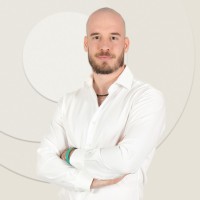 Carlos De La Torre Pérez