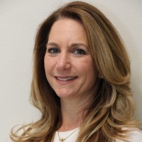 Risa Deutsch, Mba