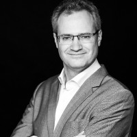Dr. Martin Arft