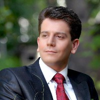 Dr.Cyrus Kalhor
