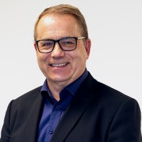 Thomas K Andersson