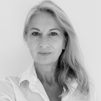 Suzanne Hunter
