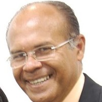 José Roberto Lopes