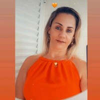 Aline S. Lança .