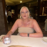 Hollie Lenton