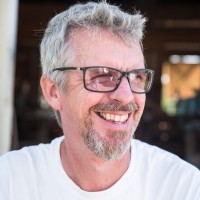 Simon Lowe