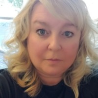 Heidi L Palmer