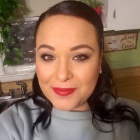 Angela Dixon