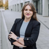 Oana P.