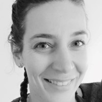 Emmanuelle C.