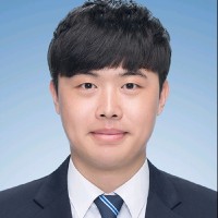 이현우