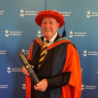 Dr Michael H Thurlbeck