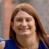 Saundra Farah
