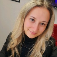 Elif Çakar