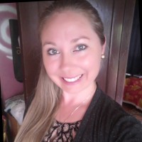 Eliziane Francielli Henrique Hartmann