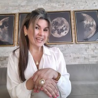 Jasmin J Alcalá L