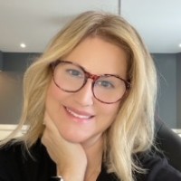 Danielle (Dani) Demartin