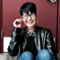 Sandi Galaura