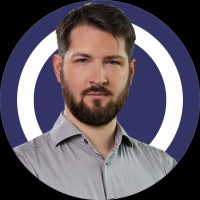 🤖  Jakub Fijołek