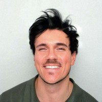 Robin Larsen