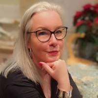 Fiona Ward