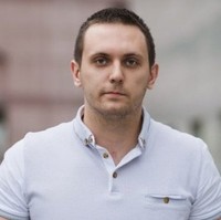 Роман Жуков