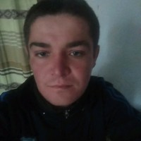 Максим Петровець