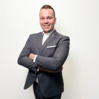 Niklas Fay