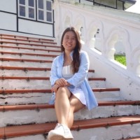Helen Tan