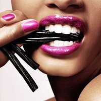 DOLLY DIMPLES LASER TEETH WHITENING