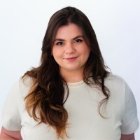 Maria Elena Leal